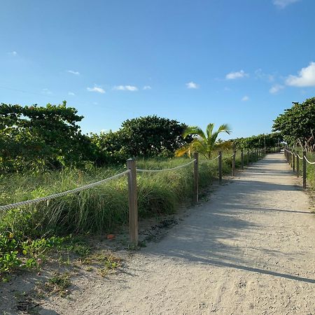 Biscayne Garden'S Studio Golden Glades المظهر الخارجي الصورة